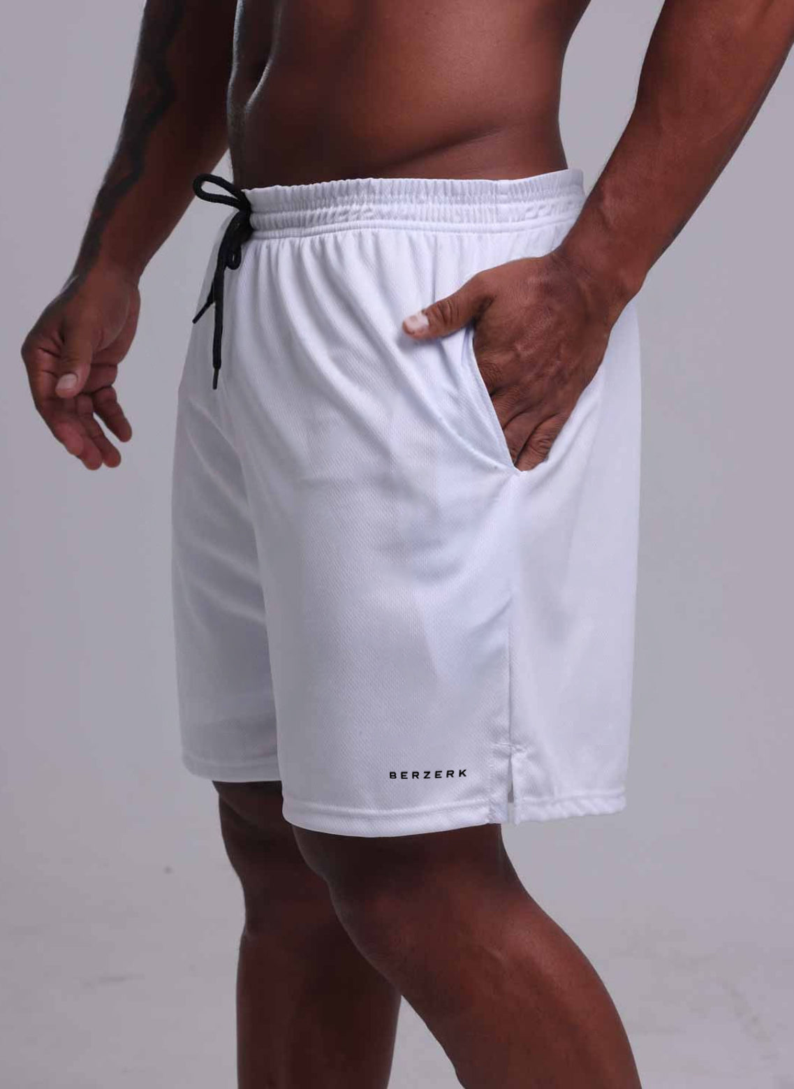 Short Dry-Fit de Compressão - Logo - Branco